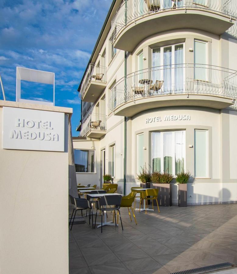 Hotel Medusa Лідо-ді-Камайоре Екстер'єр фото
